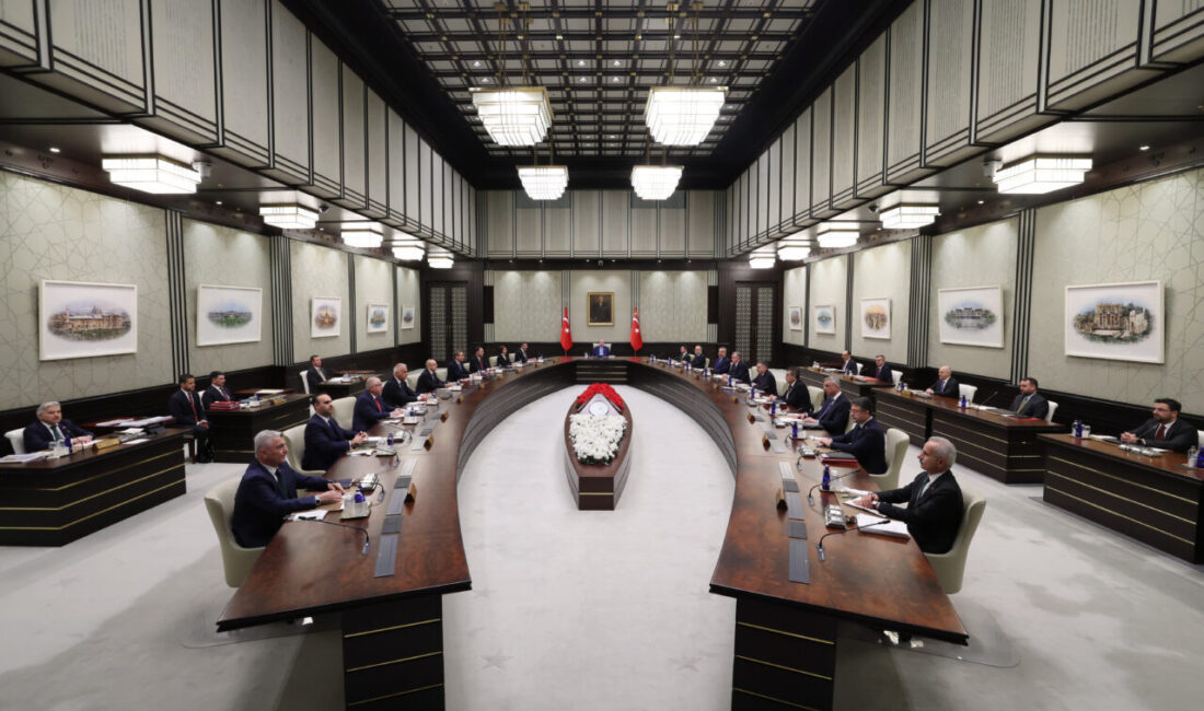 ANKARA (AA) – Cumhurbaşkanlığı Kabinesi, Cumhurbaşkanı Recep Tayyip Erdoğan başkanlığında
