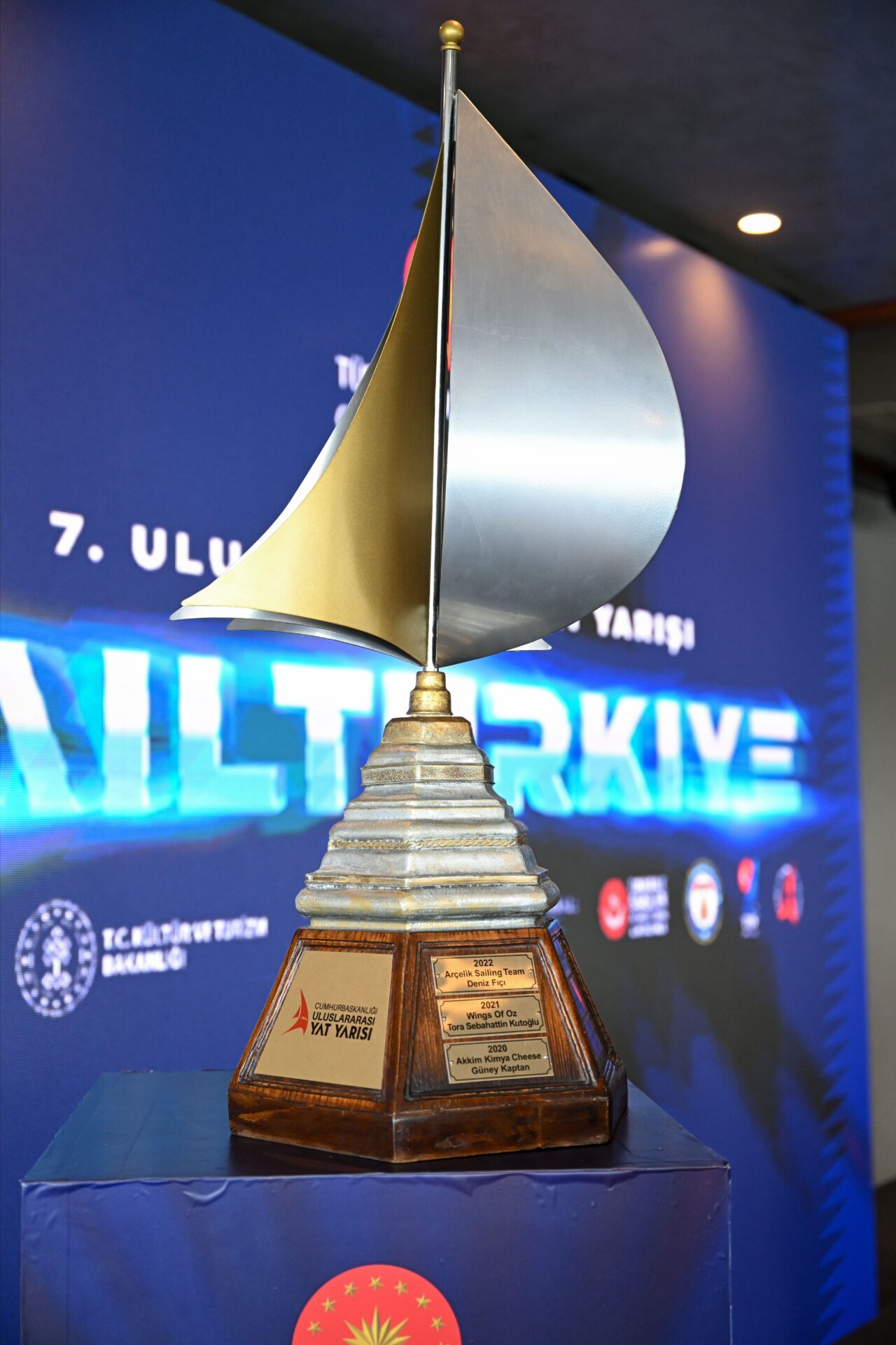 - Beş etaptan oluşan yarışlar, 23 Nisan'da İstanbul'dan startı verilecek