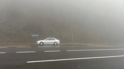 DÜZCE (AA) – D-100 kara yolunun Bolu Dağı geçişinde sis