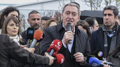 - "Bir an önce Türkiye'nin ihtiyacı olan adalet, hukuk ve