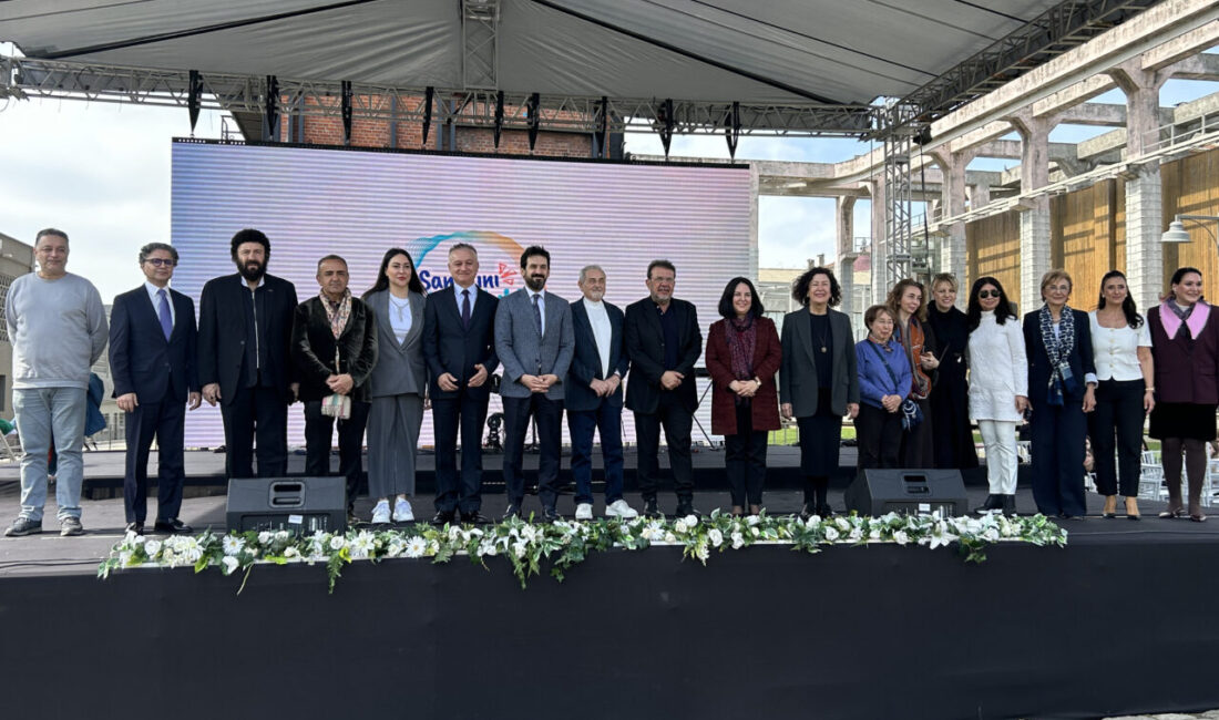 İSTANBUL (AA) – 8. Denizbank Uluslararası İstanbul Çocuk ve Gençlik