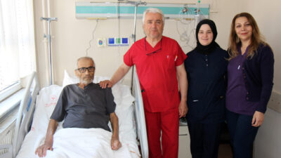 DENİZLİ (AA) – Denizli'de, hastalığı nedeniyle dalağı ileri derecede büyüyen