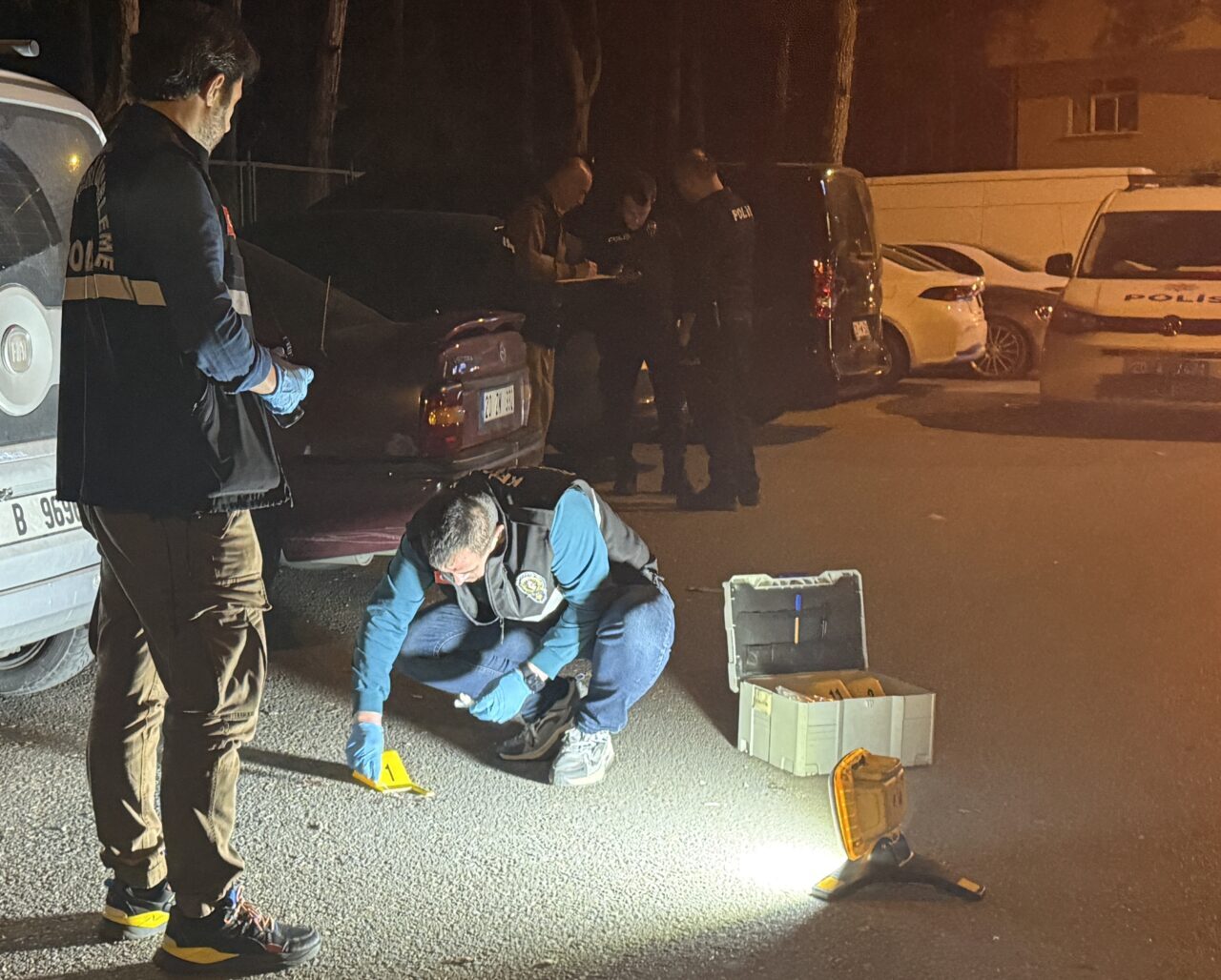 - Kavga güvenlik kamerasınca kaydedildi