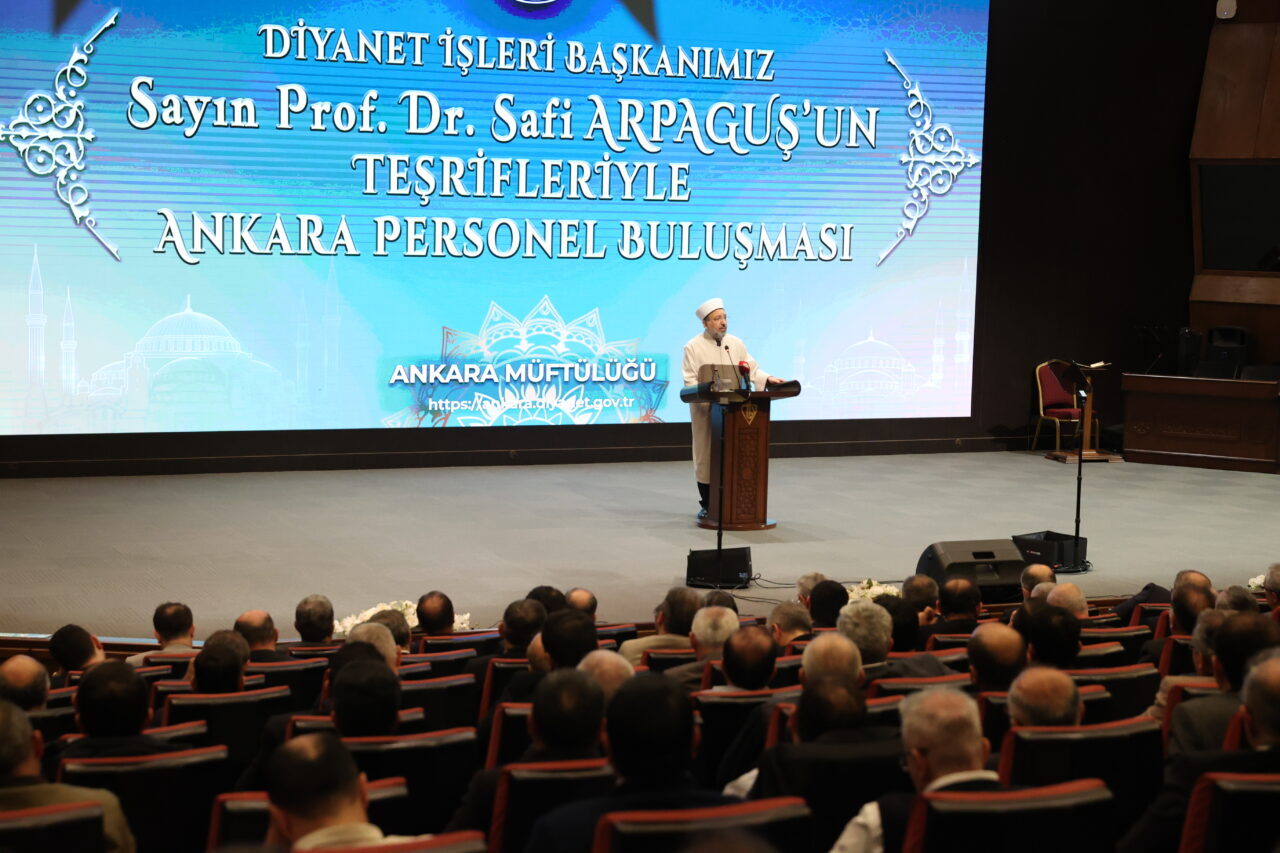 ANKARA (AA) – Diyanet İşleri Başkanı Safi Arpaguş, Ankara'daki din