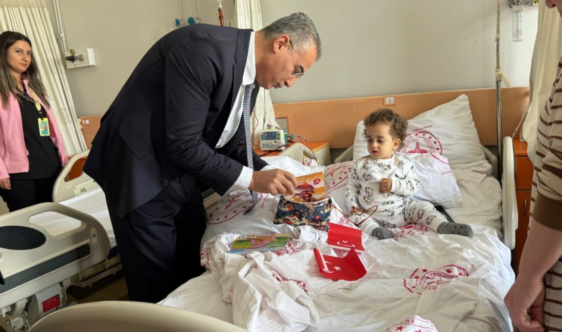 DİYARBAKIR (AA) – Diyarbakır'da "Maarifin Kalbinde Çocuk" temasıyla "23 Nisan
