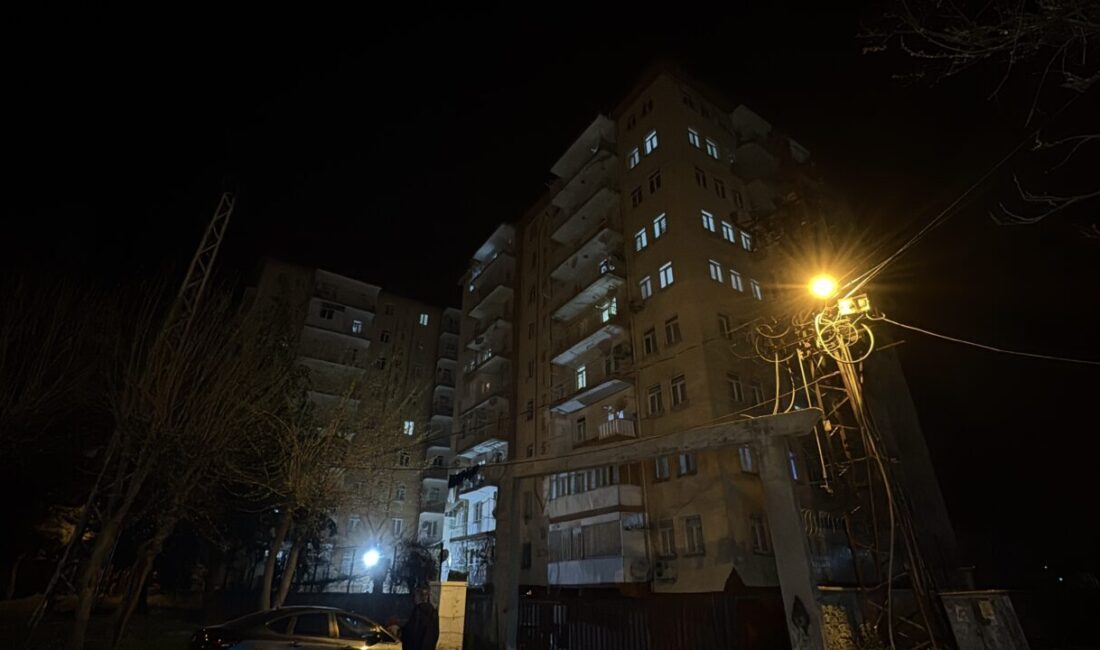 DİYARBAKIR (AA) – Diyarbakır'ın merkez Bağlar ilçesinde bir kişi silahla