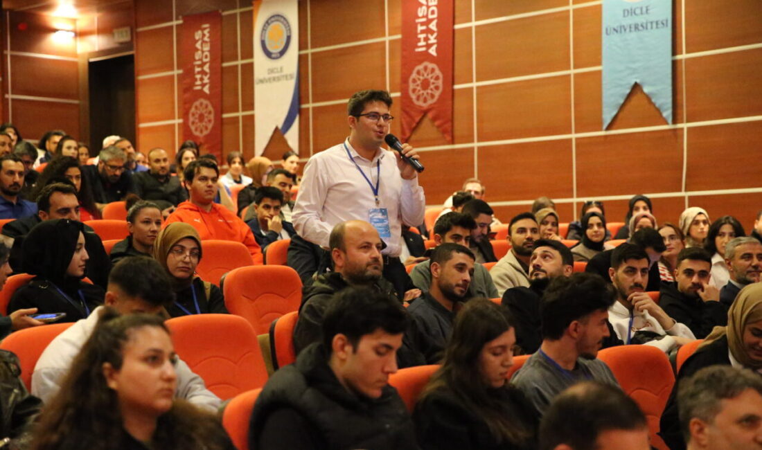 - Gençlik ve Spor Bakan Yardımcısı Eminoğlu:
- "Türkiye'de 80 yılda