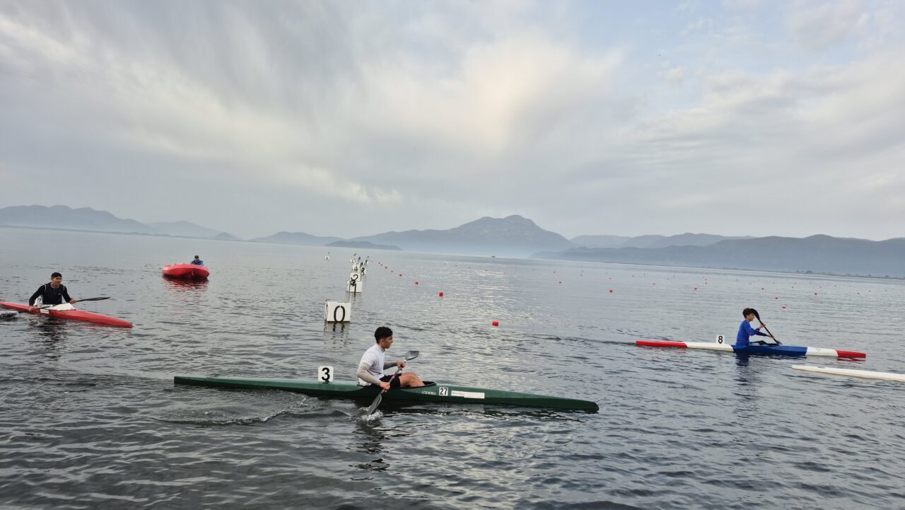 - Bin metrede dereceye giren sporcular madalyalarını aldı