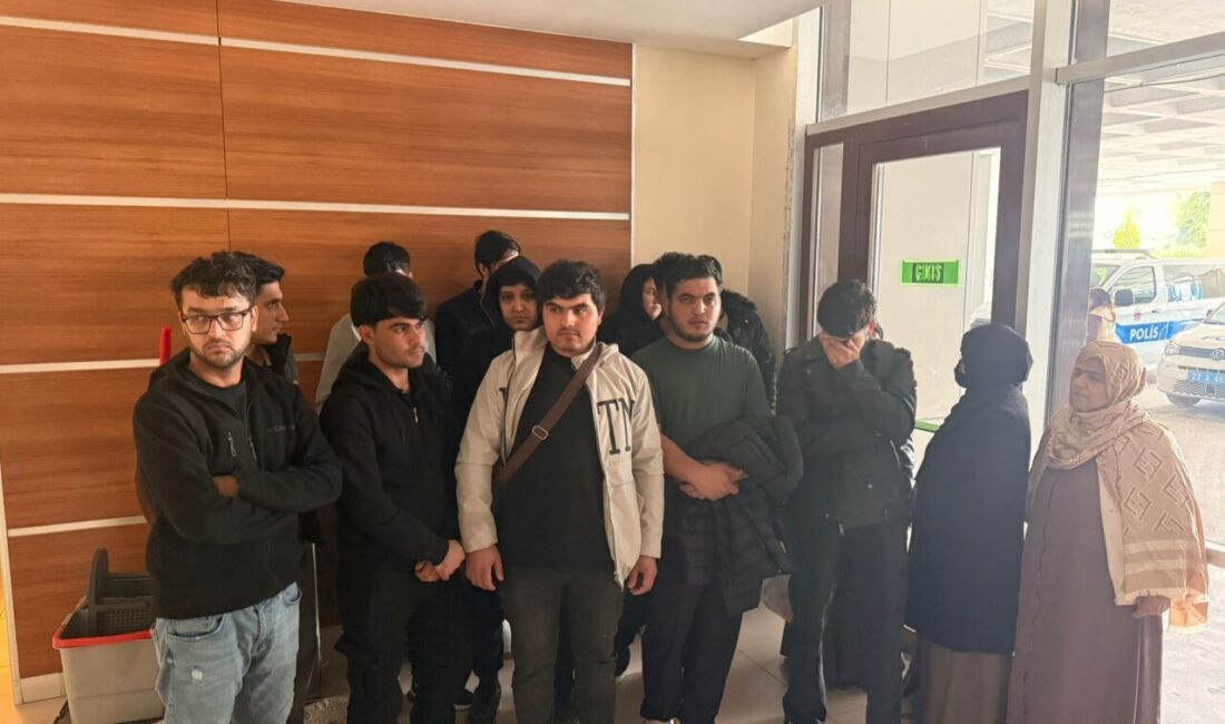 EDİRNE (AA) – Edirne’de polis ekiplerince düzenlenen operasyonda, yasa dışı