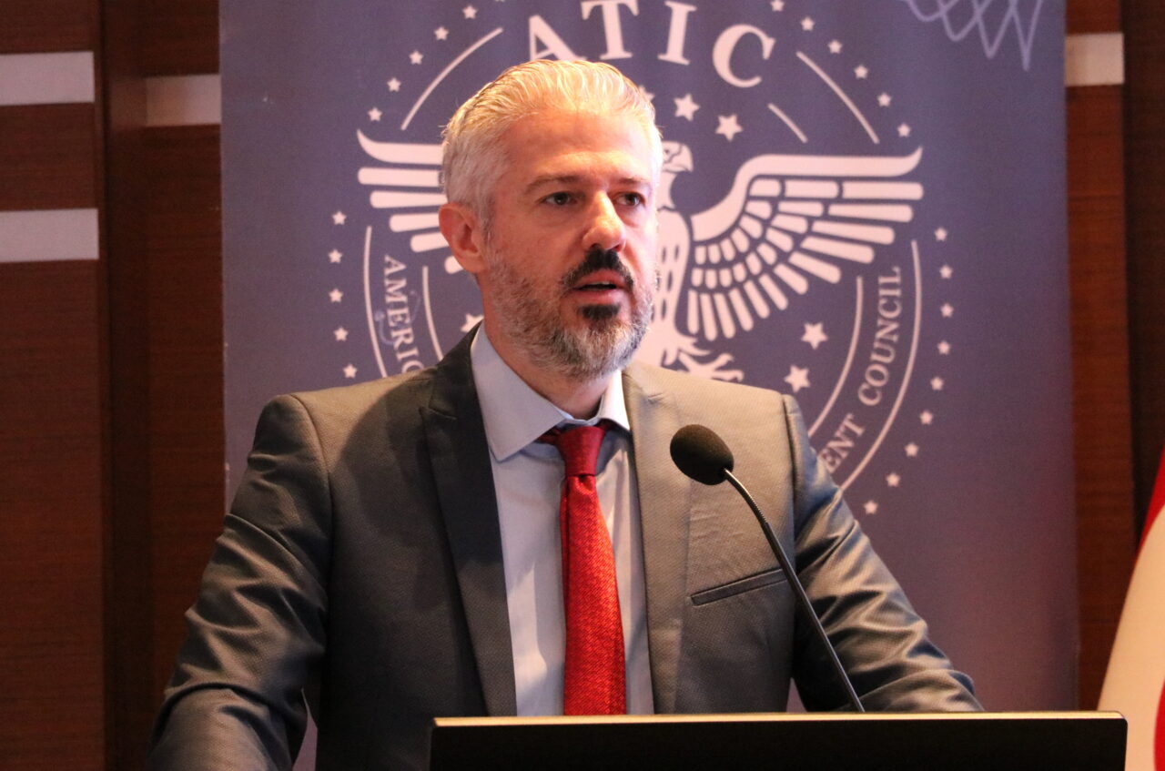 İZMİR (AA) – İzmir'de, Ege Bölgesi'nde faaliyet gösteren küçük ve