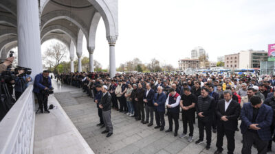ANKARA (AA) – Eğitim-Bir-Sen üyeleri, Kahramanmaraş'taki okul saldırısında hayatını kaybedenler