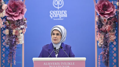 - "Türkiye olarak, aile meselesini küresel gündeme de taşıyan ve