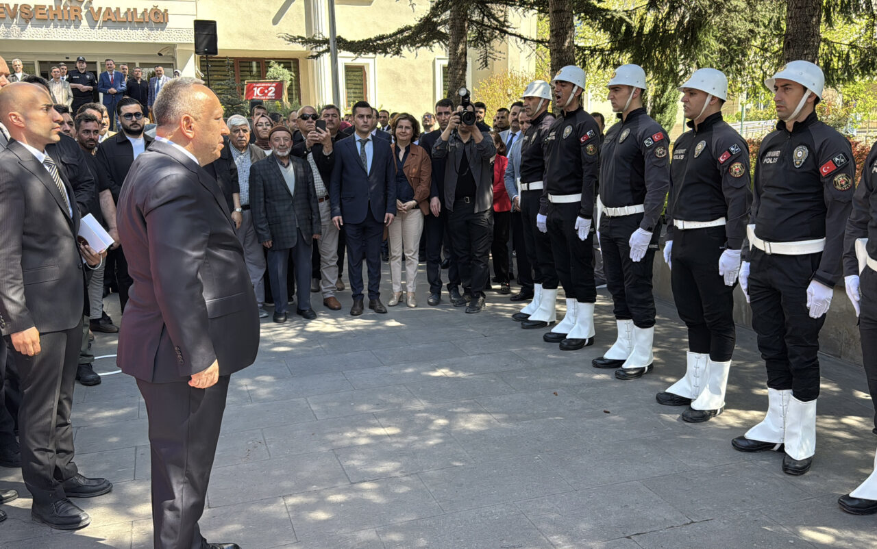 NEVŞEHİR (AA) – Emniyet Genel Müdürlüğüne atanan Nevşehir Valisi Ali