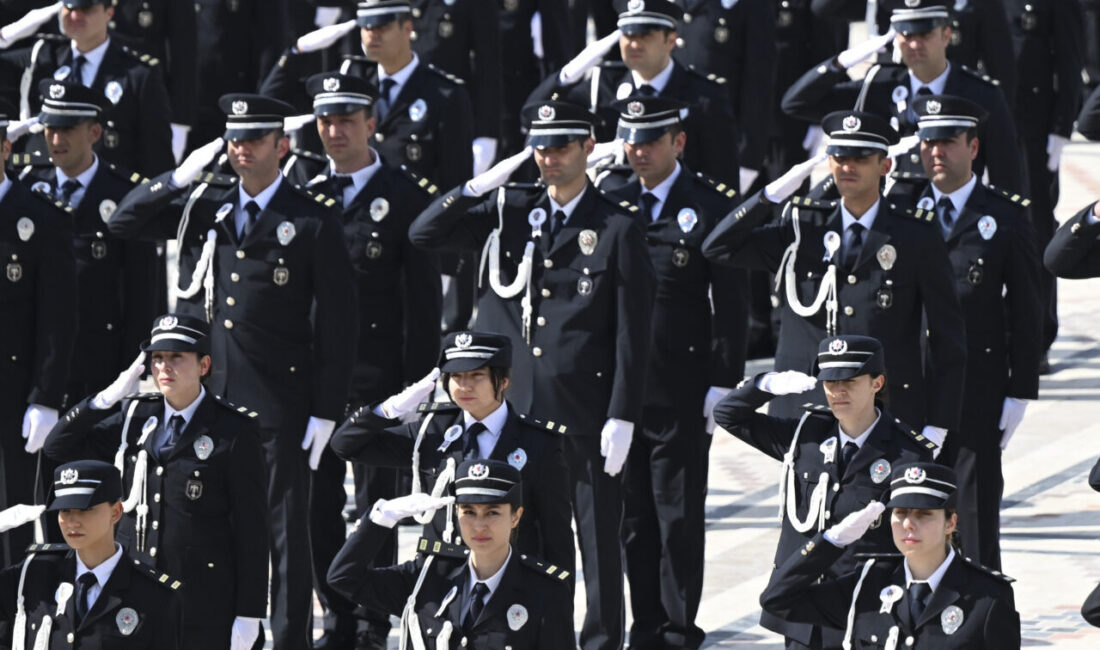 ANKARA (AA) – Emniyet Genel Müdürü Mahmut Demirtaş ve beraberindeki