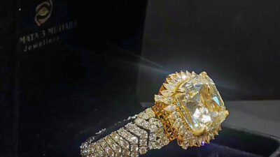 İSTANBUL (AA) – Endonezya'dan kaçak yollarla ülkeye soktukları 80 karatlık