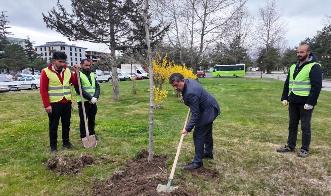 ERZİNCAN (AA) – Erzincan'da bir öğrencinin talebi üzerine, Kahramanmaraş'taki okul