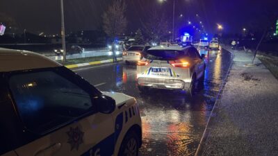 ERZİNCAN (AA) – Erzincan'da taksiyle çarpışan bisikletin sürücüsü hayatını kaybetti.