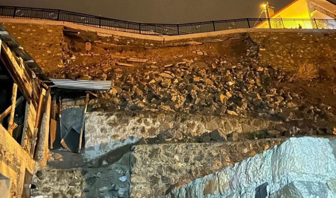 - Heyelan bölgesine yakın 2 konut tedbir amaçlı tahliye edildi