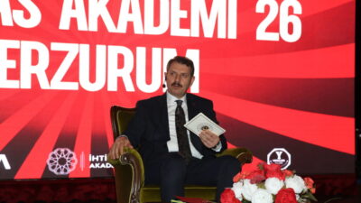 - Milli Savunma Bakan Yardımcısı Salih Ayhan:
- "Dünya tarihi en