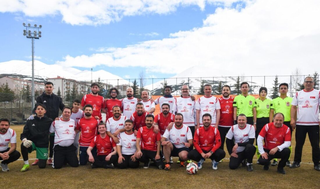 ERZURUM (AA) – Türkiye Gençlik Vakfı (TÜGVA) tarafından düzenlenen "GençLig