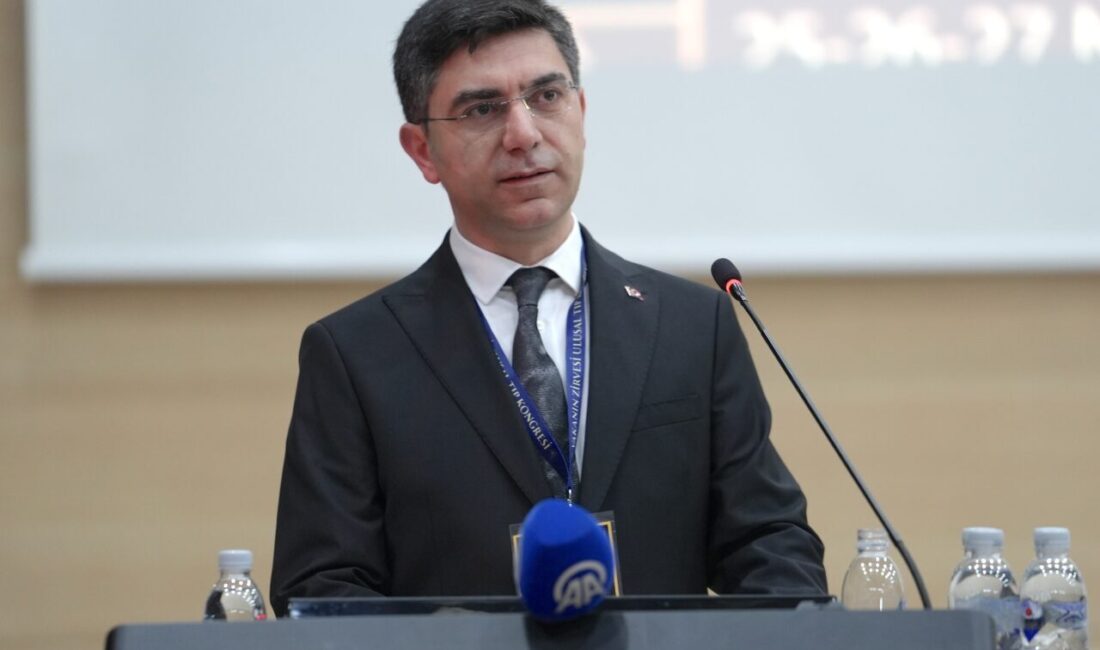 ERZURUM (AA) – Erzurum'da, Azerbaycan ile 26 ilden akademisyen ve