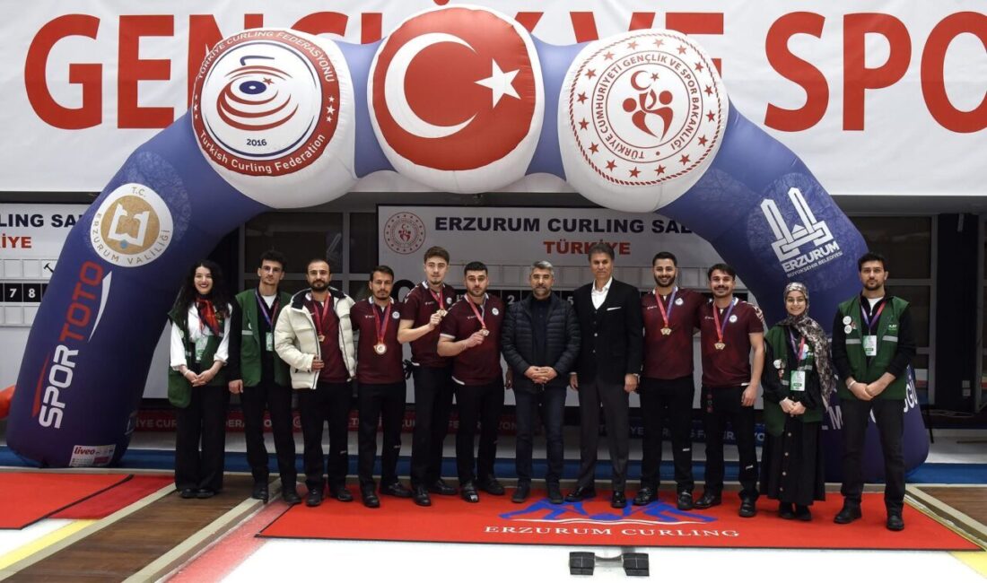 - Erkeklerde Erzurum Curling Akademi, kadınlarda ise Erzurum TEİAŞ Spor