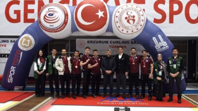 - Erkeklerde Erzurum Curling Akademi, kadınlarda ise Erzurum TEİAŞ Spor