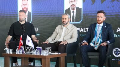 - Erzurumspor FK Onursal Başkanı Mehmet Sekmen:
- "Azmettik, sabrettik 3.