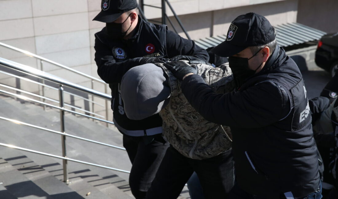 ESKİŞEHİR (AA) – Eskişehir merkezli 6 ilde düzenlenen uyuşturucu operasyonunda