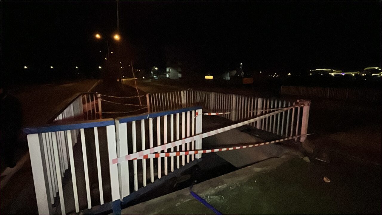 ESKİŞEHİR (AA) – Eskişehir'in Odunpazarı ilçesinde sulama kanalına düşen otomobildeki