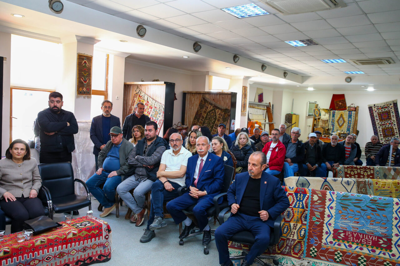 UŞAK (AA) – Eşme Belediye Meclisinde, tutuklanan Belediye Başkanı Yılmaz