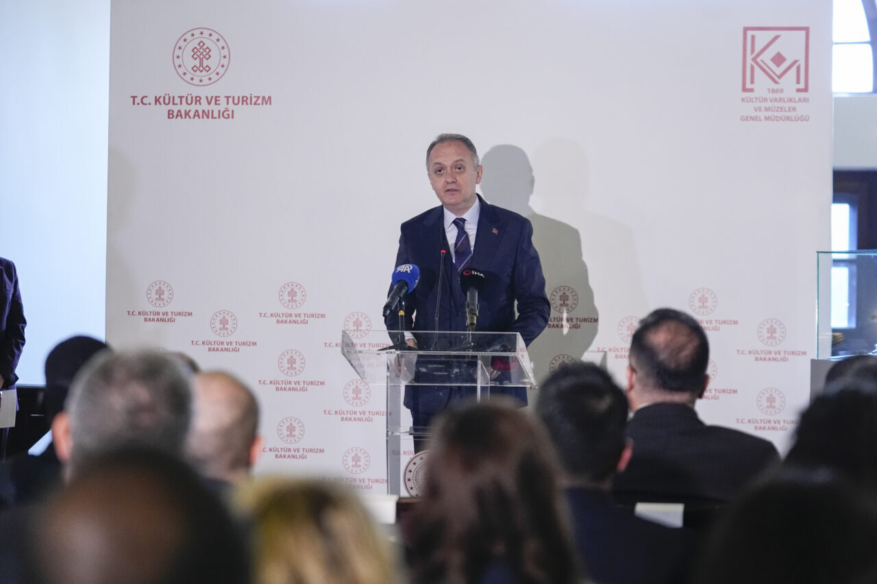 - Kültür ve Turizm Bakan Yardımcısı Gökhan Yazgı:
- "Bu eser