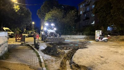 İSTANBUL (AA) – Eyüpsultan'da doğal gaz ekiplerinin kazı çalışması sırasında