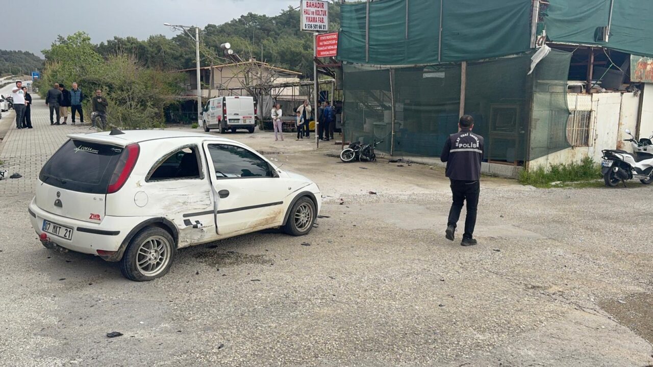 MUĞLA (AA) – Muğla'nın Fethiye ilçesinde otomobille çarpışan motosikletin sürücüsü