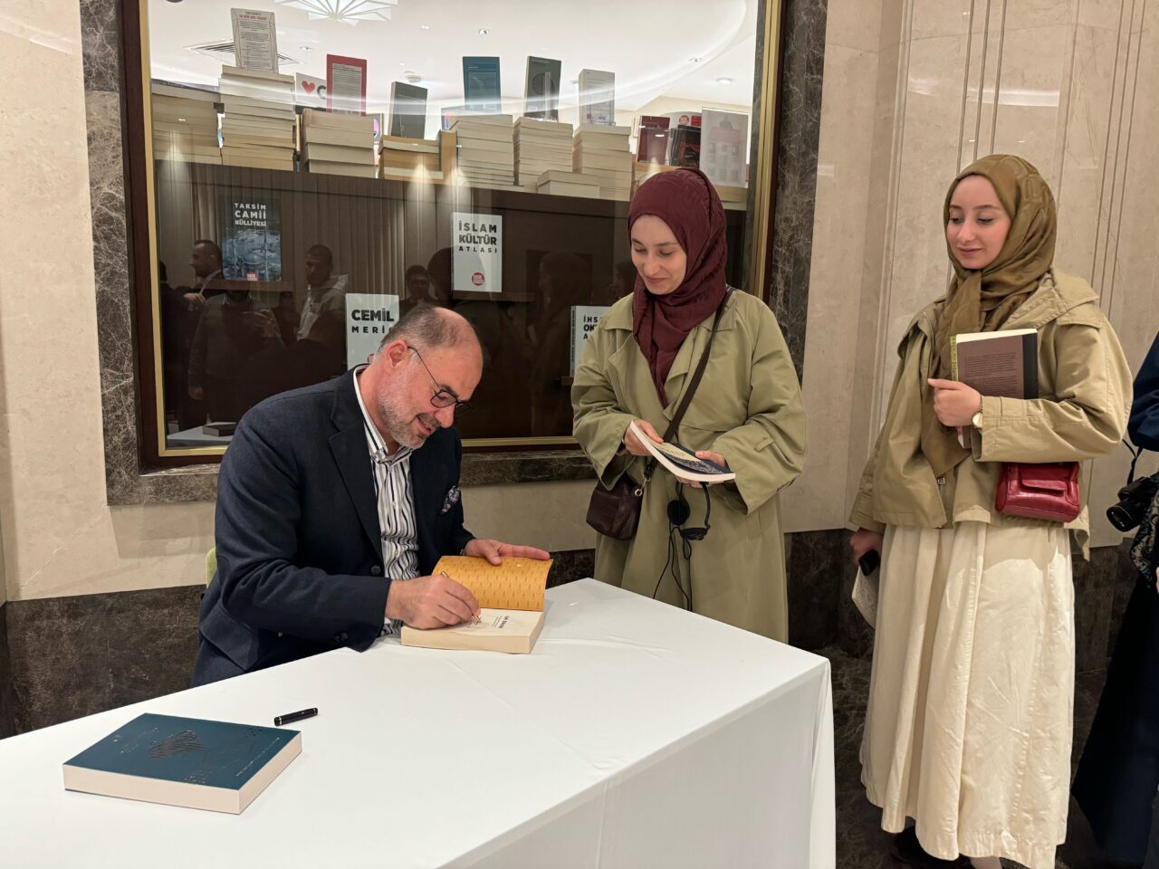 - "Peygamberimizin hayatı, içinde bulunduğumuz çağda anlamamız gereken bir modeldir.