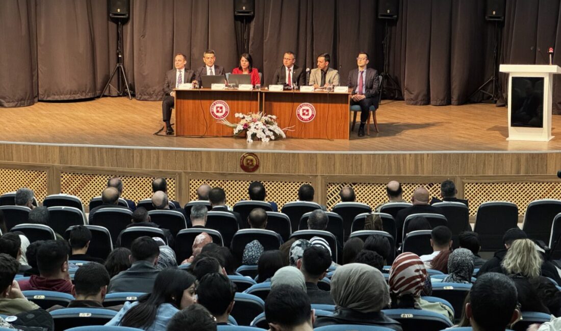 ELAZIĞ (AA) – Elazığ'da üniversite öğrencilerine yönelik "Yasa Dışı Bahis,