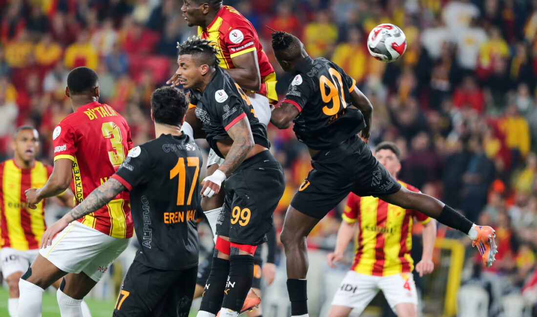 - Göztepe: 0 - Galatasaray: 2  (İlk yarı)