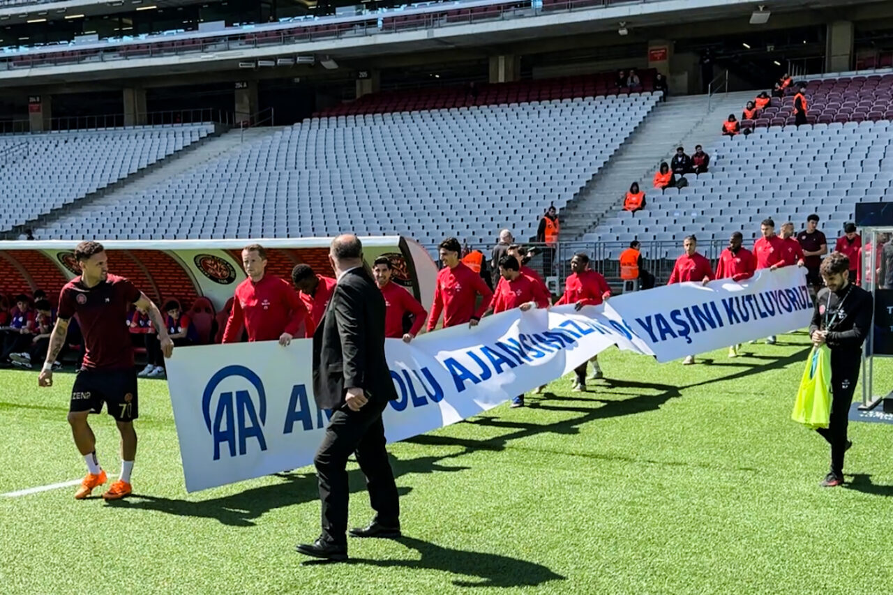 - Mısırlı.com.tr Fatih Karagümrük: 1 - Çaykur Rizespor: 0 (İlk