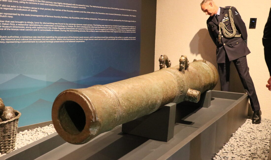 - Hollanda'da 17. yüzyılın ilk yarılarında yapıldığı belirlenen bronz gemi