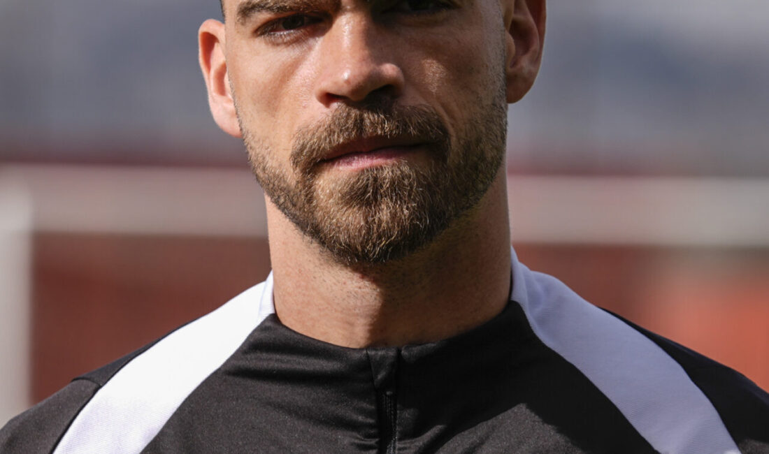 - Başkent ekibinin teknik direktörü Volkan Demirel:
- "Kazanmamız gereken bir