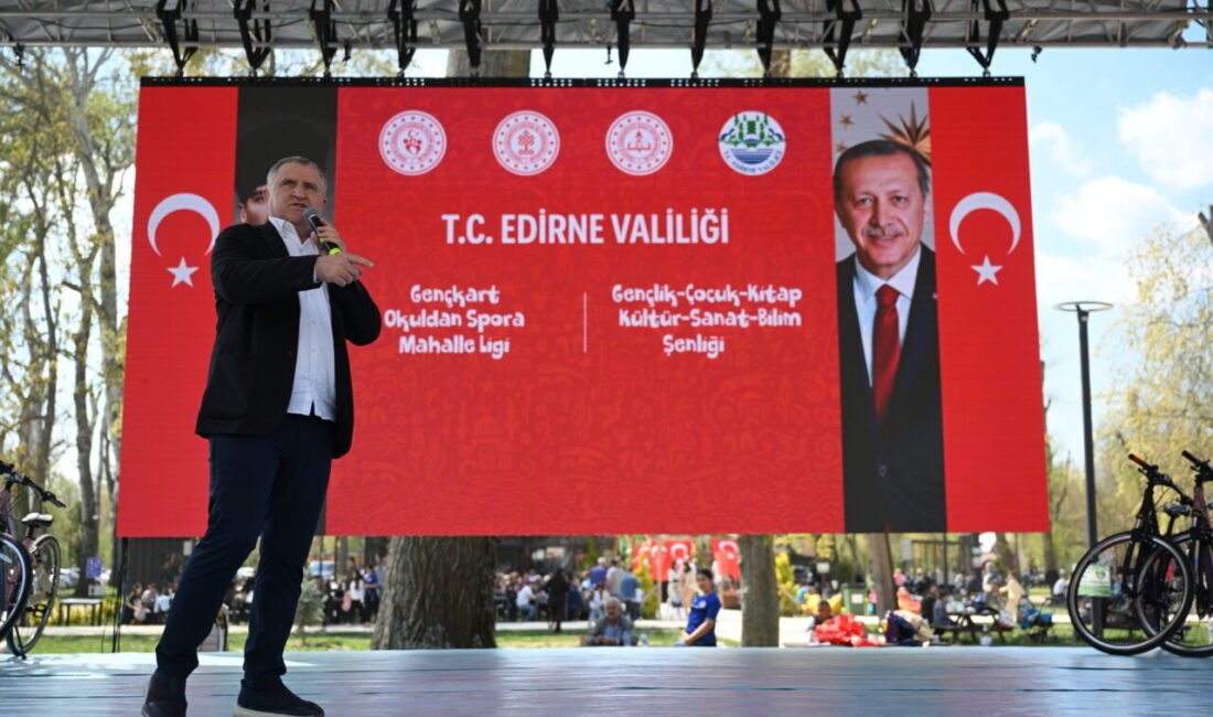 - "Sevgi bedava. Lütfen çocuklarınızla konuşun, çocuklarınıza sarılın, çocuklarınıza sevginizi