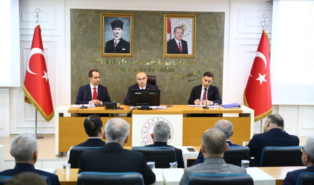 GİRESUN (AA) – Giresun İl Koordinasyon Kurulu Toplantısında, Türk Silahlı