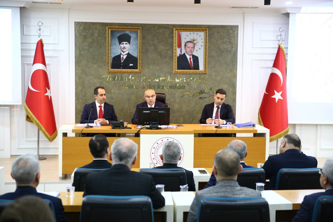 GİRESUN (AA) – Giresun İl Koordinasyon Kurulu Toplantısında, Türk Silahlı