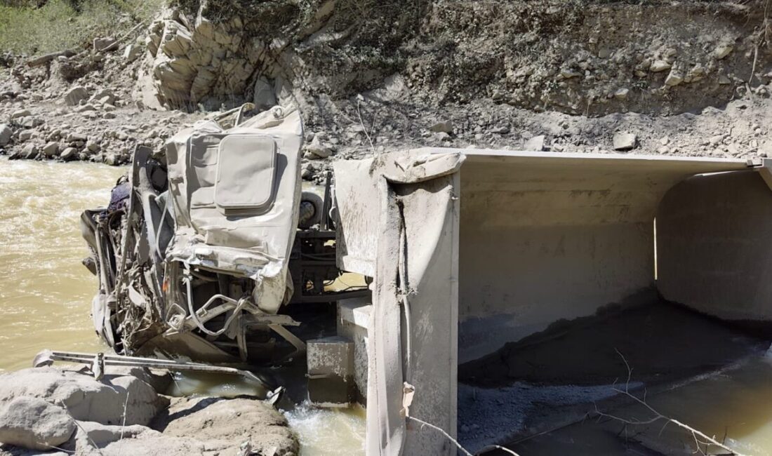 GİRESUN (AA) – Giresun'da meydana gelen iki ayrı trafik kazasında