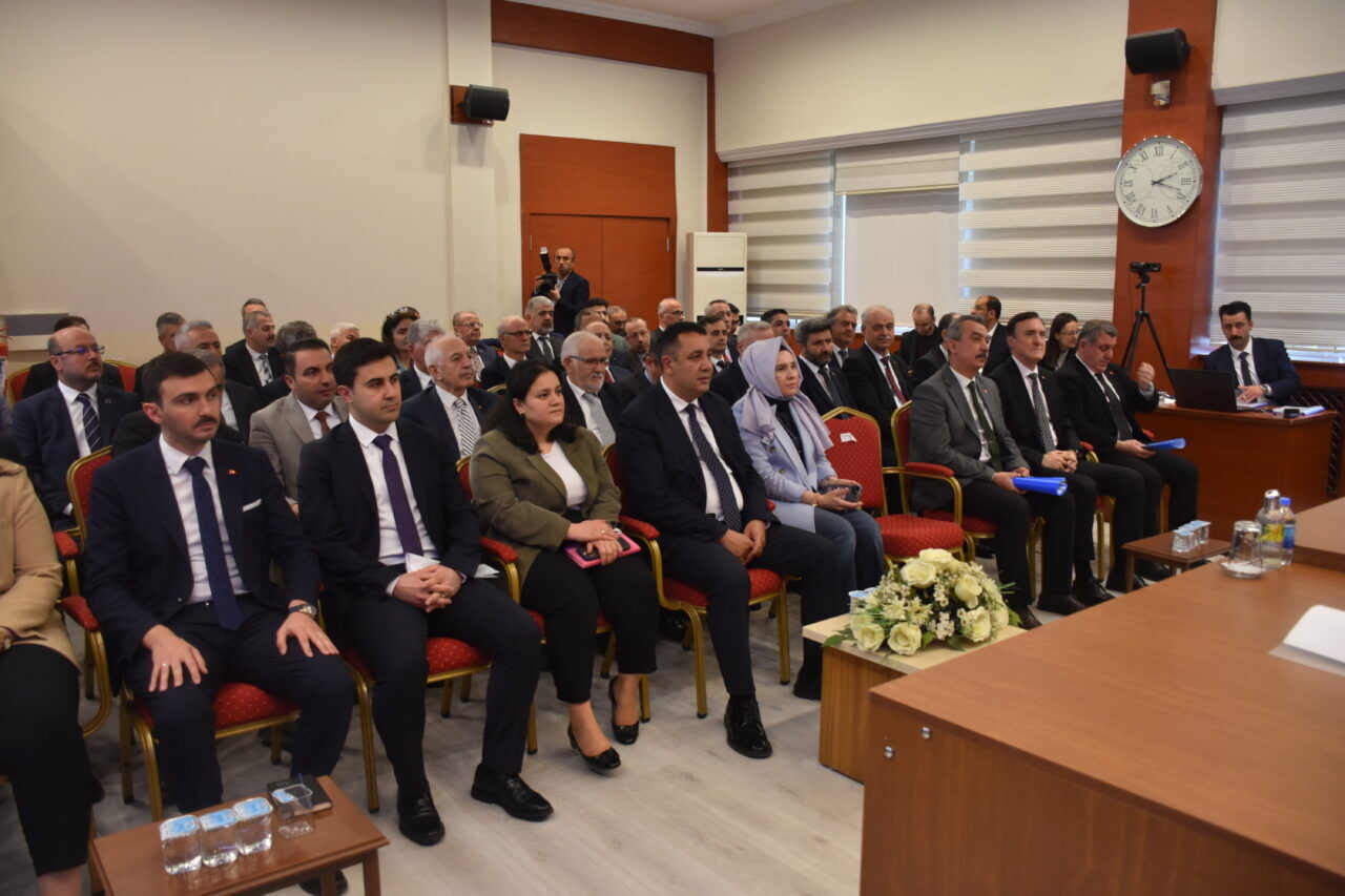 GÜMÜŞHANE (AA) – Gümüşhane İl Koordinasyon Kurulu Toplantısı'nda, Türk Silahlı