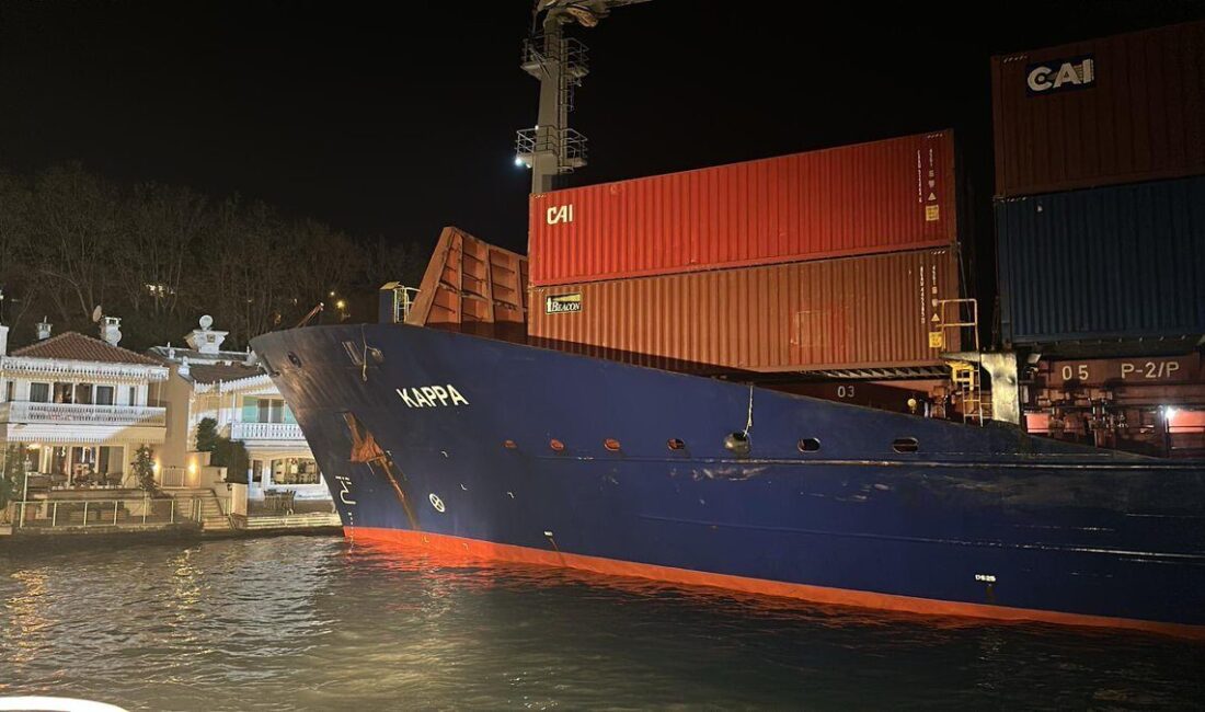 - Kıyı Emniyeti Genel Müdürlüğü:
- "İstanbul Boğazı gemi trafiği çift