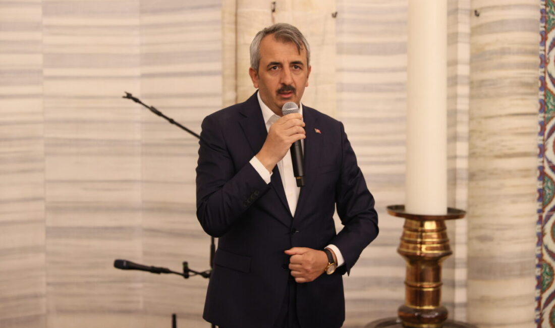 EDİRNE (AA) – Edirne'de Selimiye Camisi'nde hacı adayları için uğurlama