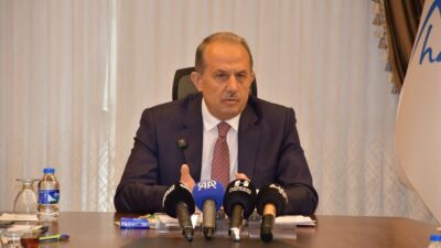 - "Yağışın olması ve zeminin uygun olmaması işlerimizi aksattı. Doğaya