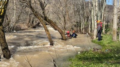 HAKKARİ (AA) – Hakkari'nin Şemdinli ilçesinde dün dereye düşerek kaybolan