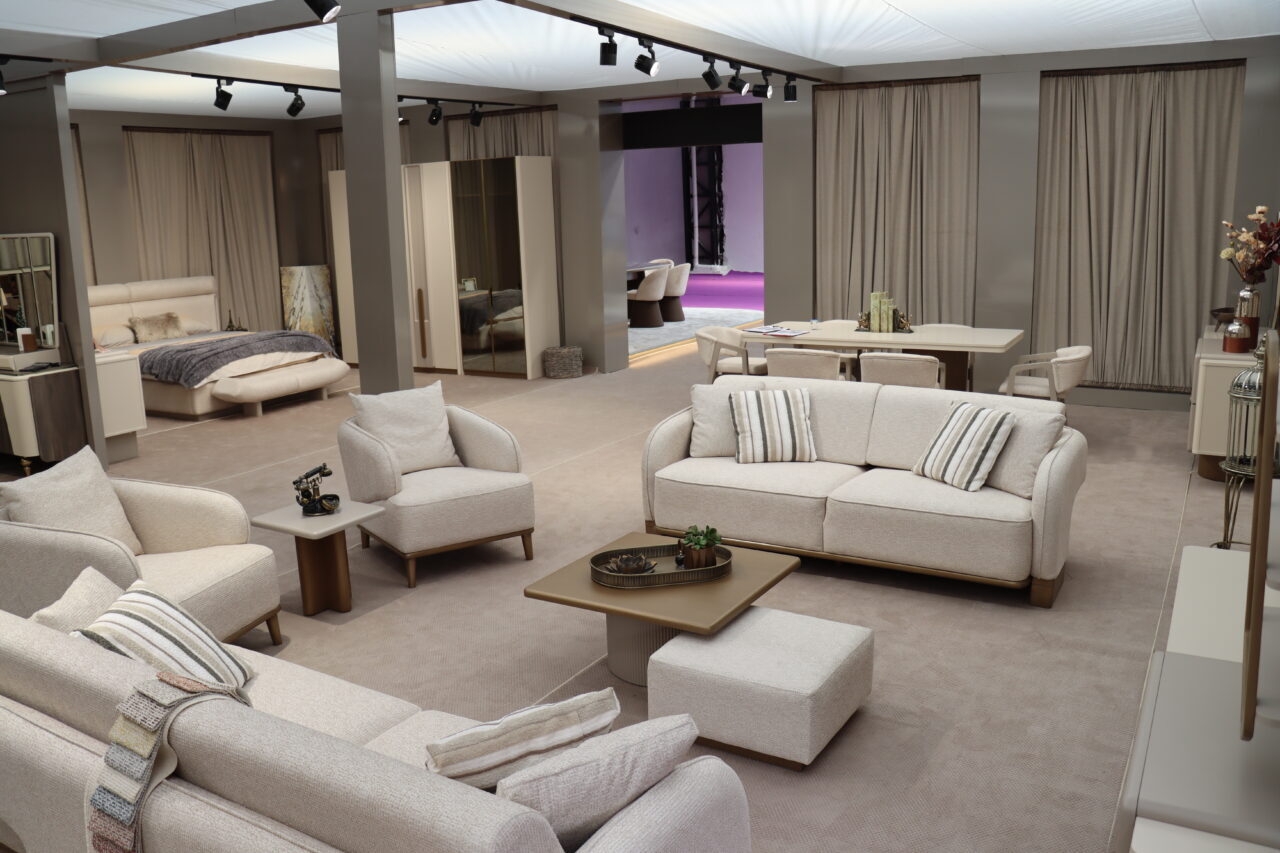 HATAY (AA) – Hatay'da mobilya ve dekorasyon ürünlerinin sergilendiği 5.